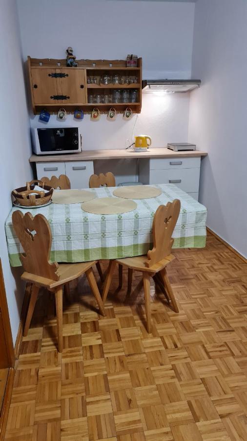 Liptovský MikulášPenzion Pianoアパートメント エクステリア 写真