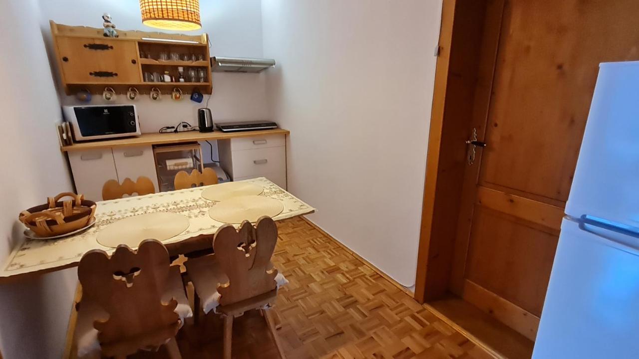 Liptovský MikulášPenzion Pianoアパートメント エクステリア 写真